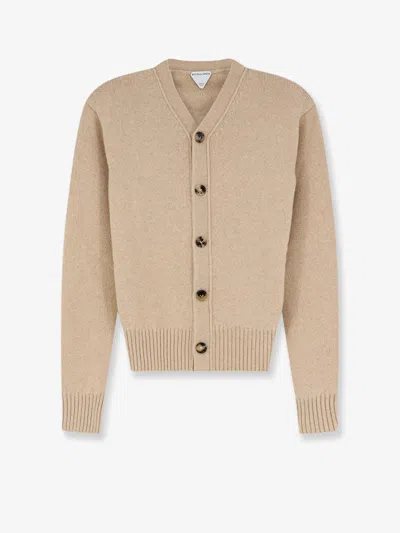 Bottega Veneta Cashmere Blend Cardigan With Intrecciato Logo Patch In Sand