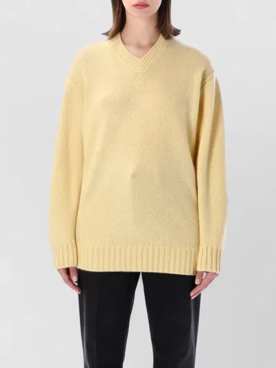 Bottega Veneta Cashmere V Neck Relaxed Knit Top In Yellow