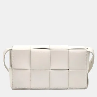 Pre-owned Bottega Veneta Cassette Belt Bag In White