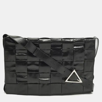 Pre-owned Bottega Veneta Cassette Black Maxi Intrecciato Leather Shoulder Bag