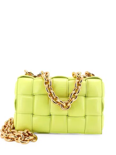 Pre-owned Bottega Veneta Cassette Chain Padded Maxi Intrecciato Leather Crossbody Bag In 绿色