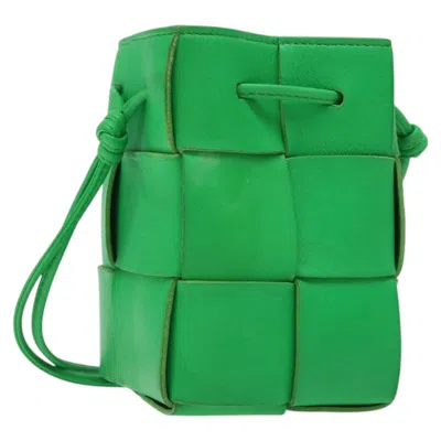 Pre-owned Bottega Veneta Cassette Green Leather Shoulder Bag ()