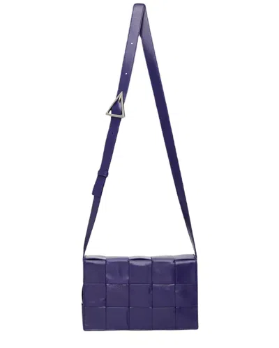 Bottega Veneta Cassette Leather Messenger Bag In Purple