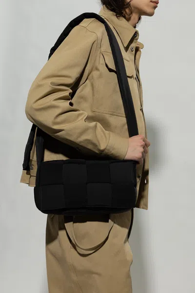 Bottega Veneta ‘cassette Medium' Shoulder Bag In Black