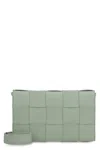 Bottega Veneta Cassette Shoulder-bag In Green
