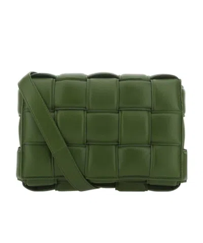 Bottega Veneta Cassette Shoulder Bag In Green