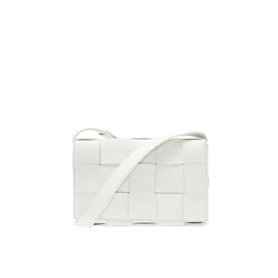 Bottega Veneta Small Intrecciato Leather Cassette Crossbody Bag In 9009 White-gold
