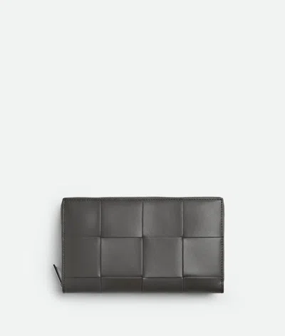 Bottega Veneta Cassette Portemonnaie Mit Umlaufendem Zip In Lapilli/limonite