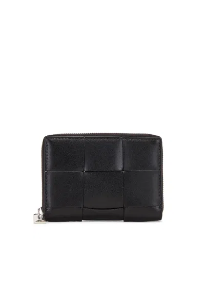 Bottega Veneta Cassette Zipped Coin Purse In Black & Parakeet