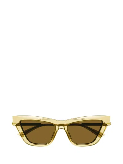 Bottega Veneta Cat-eye Frame Sunglasses Sunglasses In Yellow