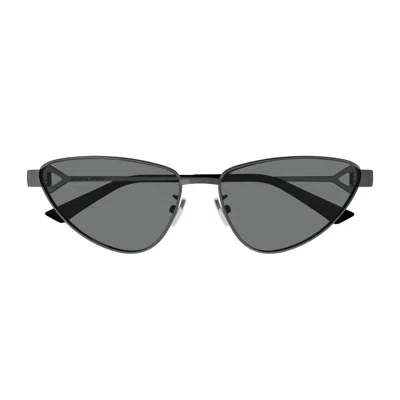 Bottega Veneta Cat-eye Grey Lens Sunglasses In Gold