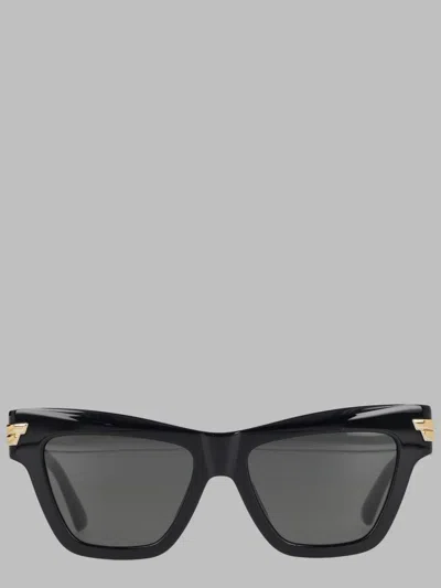 Bottega Veneta Cat-eye Sunglasses Mitre In Recycled Acetate In Black