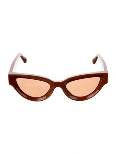 Pre-owned Bottega Veneta Cat-eye Tinted Sunglasses In Orange