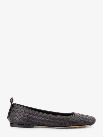 Bottega Veneta Charlotte Leather Ballerinas With Intrecciato Motif In Black