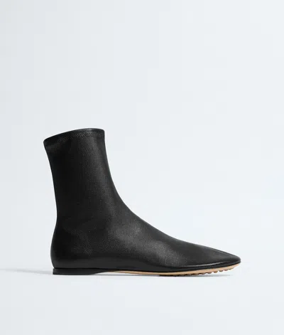 Bottega Veneta Cherry Ankle Boot In Black