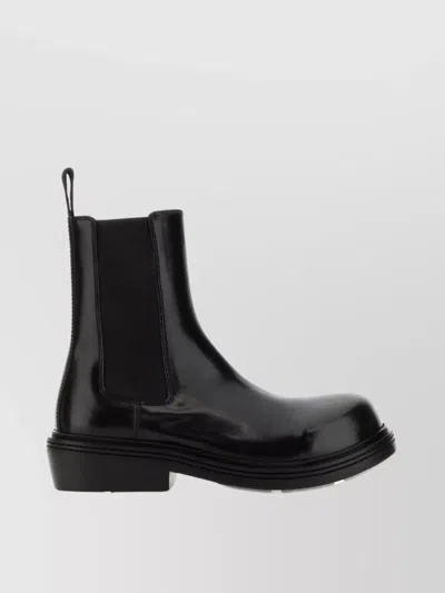Bottega Veneta Circular Ankle Boot With Low Block Heel In Black