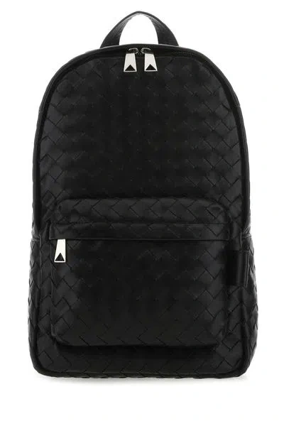 Bottega Veneta Classic Intrecciato Small Backpack For Men In Black