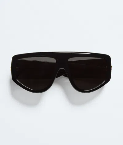Bottega Veneta Classic Shield Sunglasses In Black