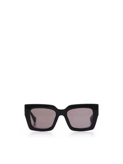 Bottega Veneta Classic Square Sunglasses In Black