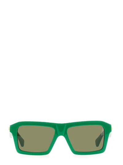 Bottega Veneta Classic Square Sunglasses In Green