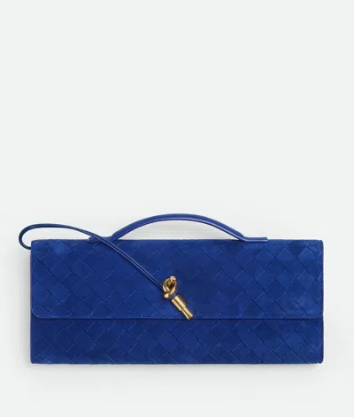 Bottega Veneta Andiamo Clutch In Blue