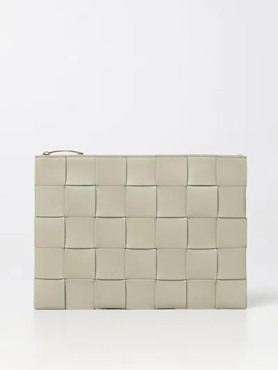 Bottega Veneta Clutch In Smooth Leather In Sage