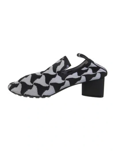 Pre-owned Bottega Veneta Colorblock Pattern Mules In Black