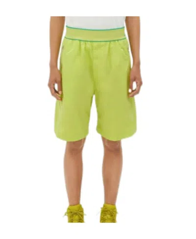 BOTTEGA VENETA BOTTEGA VENETA ELASTICATED WAISTBAND REVERSE LOGO SHORTS