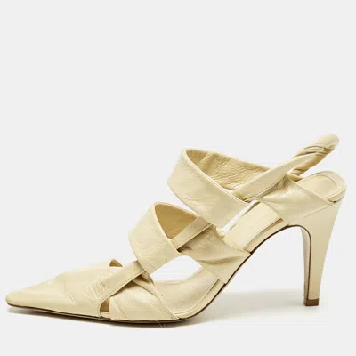 Pre-owned Bottega Veneta Cream Leather Ankle Strap Pumps Size 38