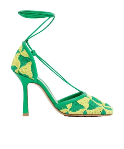 BOTTEGA VENETA BOTTEGA VENETA HAND-CROCHETED WAVY TRIANGLE STRETCH SANDALS