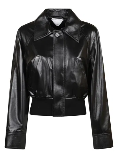 BOTTEGA VENETA BOTTEGA VENETA CROPPED BLACK JACKET WITH SHINY FINISH