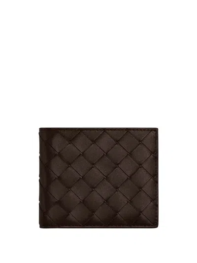 Bottega Veneta Intrecciato Bi-fold Wallet With Coin Purse In Brown