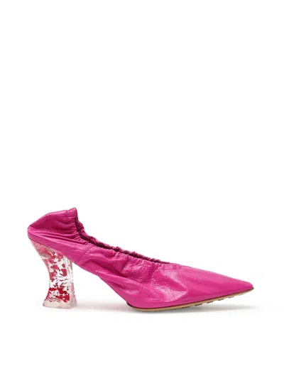 Bottega Veneta Decollete Pump Almond Leather Fuchsia  In Pink