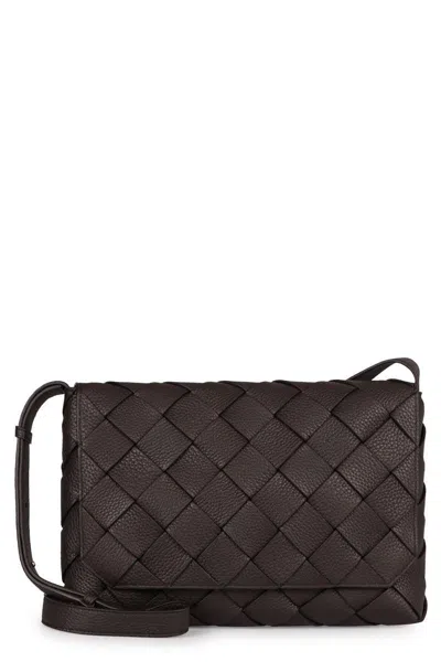BOTTEGA VENETA BOTTEGA VENETA DIAGO GRANDE LEATHER CROSSBODY BAG