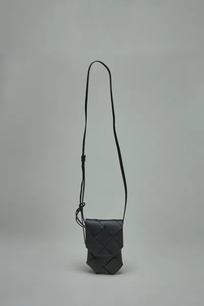 Bottega Veneta Diago Phone Pouch In Black