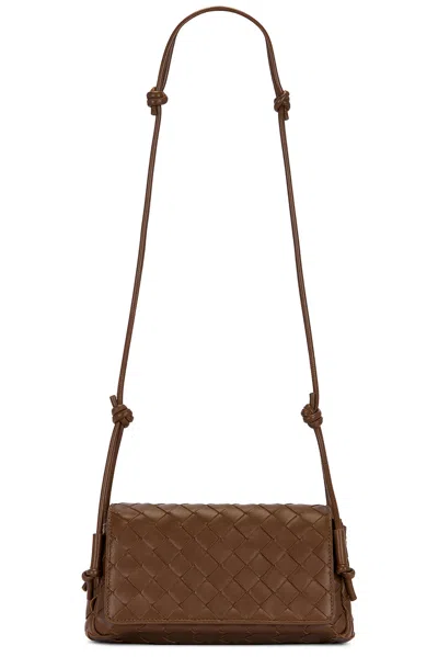 Bottega Veneta Discoteca Pouch In Brown