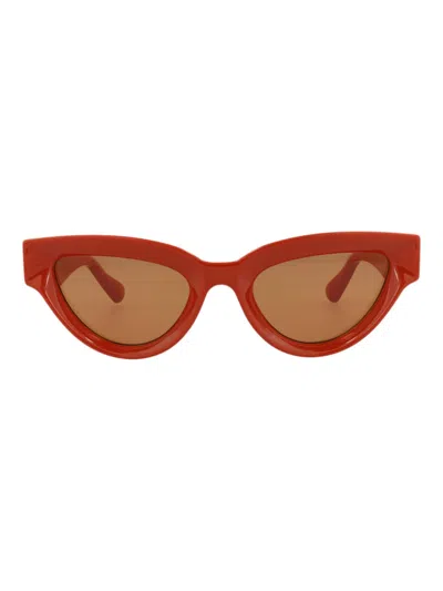 Bottega Veneta Elegant Cat Eye Women's Sunglasses In Brown