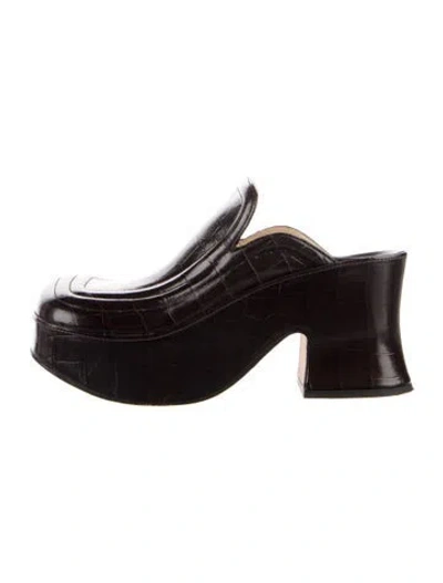 Pre-owned Bottega Veneta Embossed Leather Mules In Brown