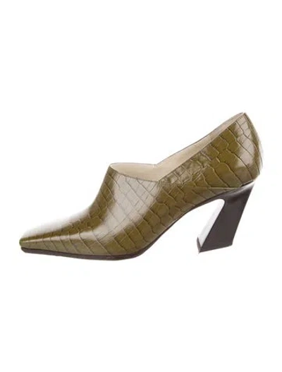 Pre-owned Bottega Veneta Embossed Leather Mules In Gold
