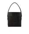 Bottega Veneta Extra-large Arco Shoulder Bag In Black