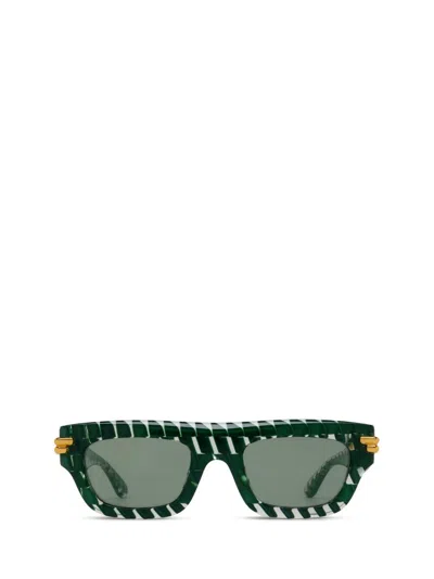 Bottega Veneta Eyewear Mitre Square Frame Sunglasses In Green