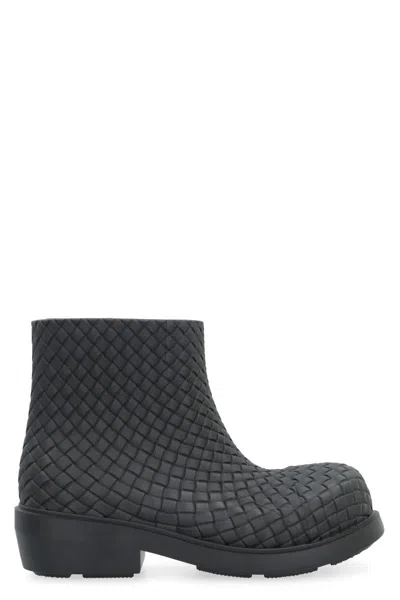Bottega Veneta Fireman Ankle Boots In Gray