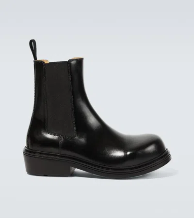 Bottega Veneta Fireman Leather Chelsea Boots In Black