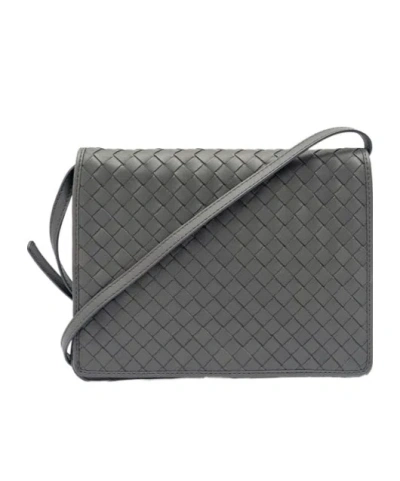 Bottega Veneta Flap-over Shoulder Bag In Gray