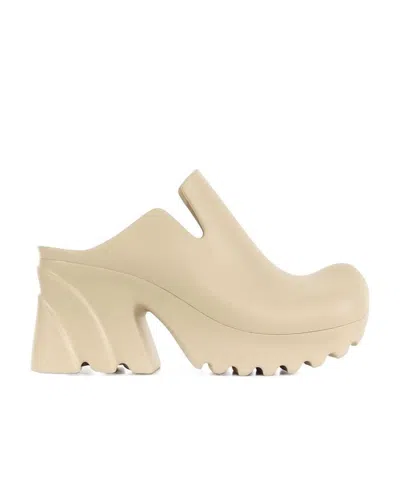Bottega Veneta Flash Platform Clogs In Nude