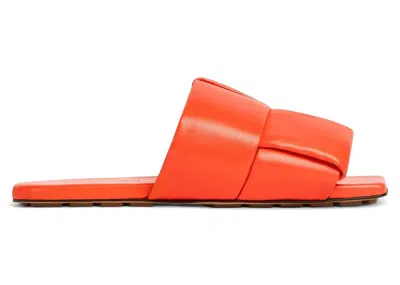 Pre-owned Bottega Veneta Flat Sandal (women's) Sneakers In Orange