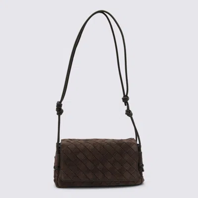 Bottega Veneta Fondant Leather Notturno Pouch In Red