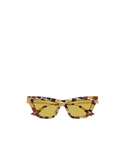 Bottega Veneta Full Frame Sunglasses In Yellow
