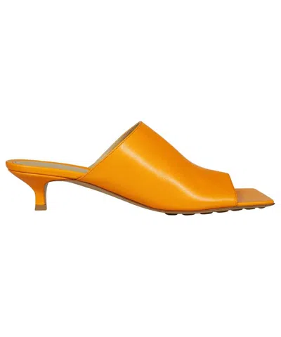 Bottega Veneta Fw22 Orange Stretch Leather Square Toe Kitten Heel Sandals For Women