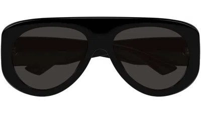 Bottega Veneta Geometric Frame Sunglasses In Black